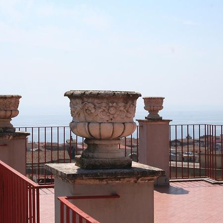Terrazze Bella Epoque Bed & Breakfast Acireale Exterior photo