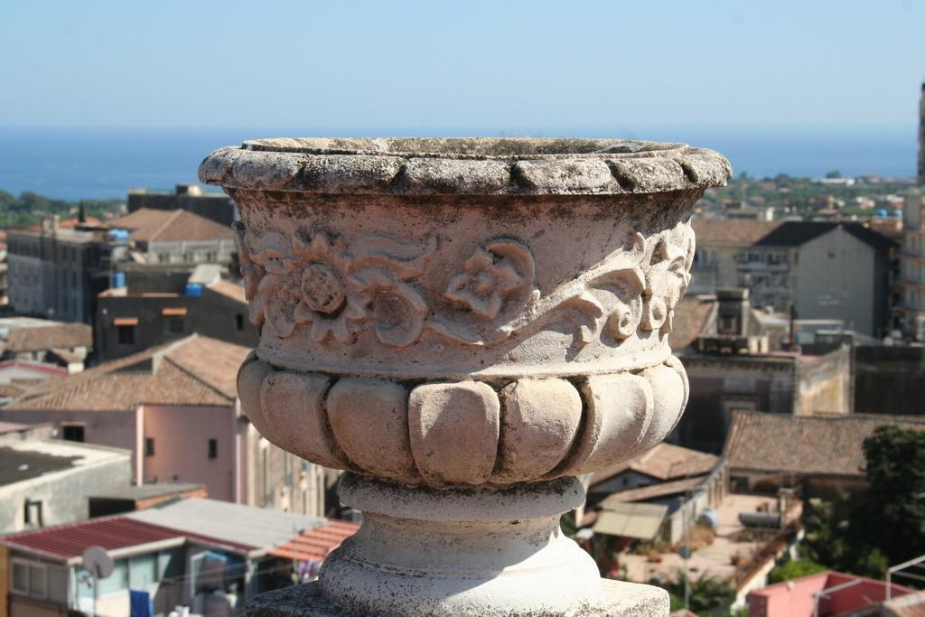 Terrazze Bella Epoque Bed & Breakfast Acireale Exterior photo