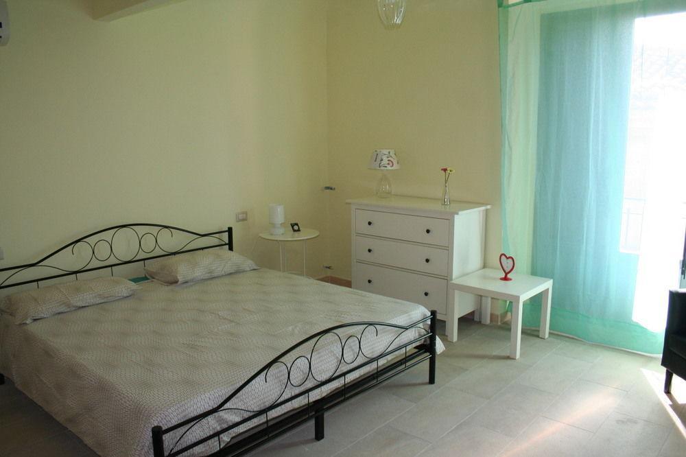 Terrazze Bella Epoque Bed & Breakfast Acireale Exterior photo