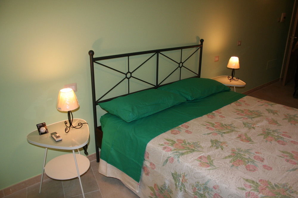 Terrazze Bella Epoque Bed & Breakfast Acireale Exterior photo