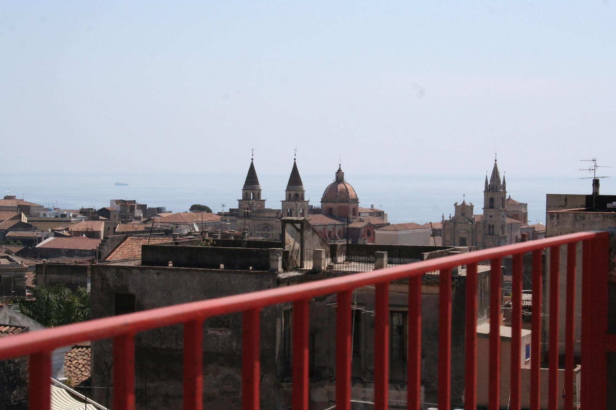 Terrazze Bella Epoque Bed & Breakfast Acireale Exterior photo