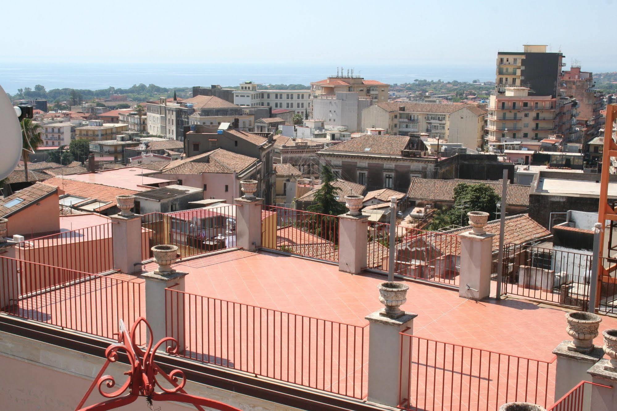 Terrazze Bella Epoque Bed & Breakfast Acireale Exterior photo